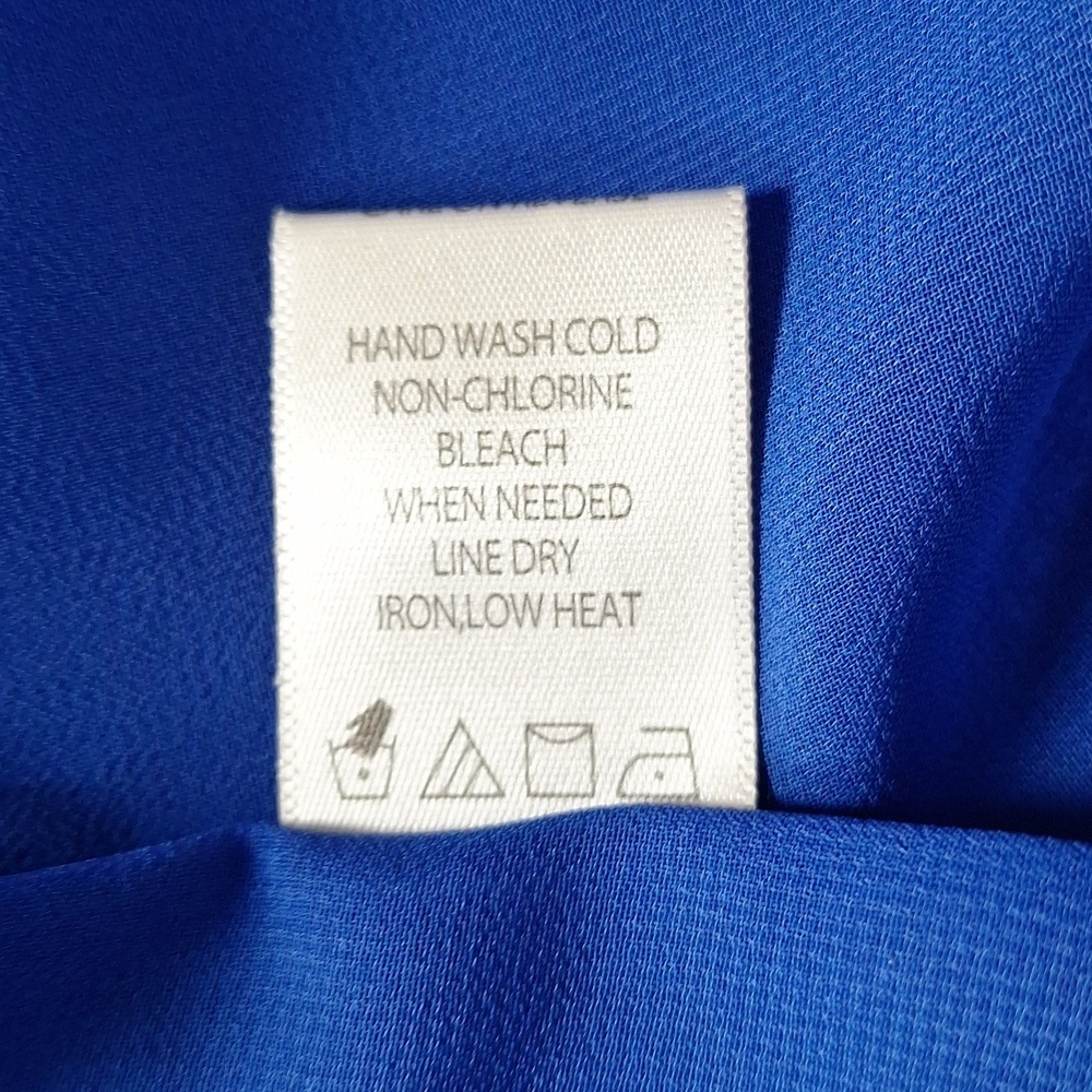 Max Studio “NEW” Blue V-Neck Surplice Front Gorpcore Sleeveless Blouse Size S - Picture 13 of 14
